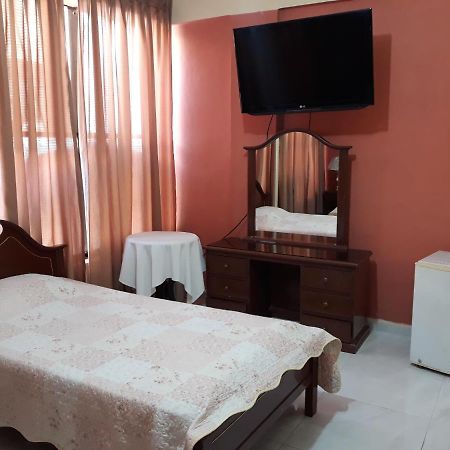 Hotel Viru Viru 1 Санта-Крус-де-ла-Сьерра Экстерьер фото